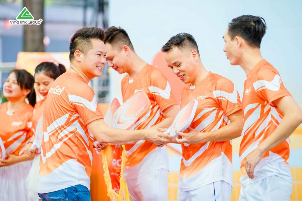 Tổng Giám Đốc Nguyễn Đức Anh cùng các câu lạc bộ tham gia giải đấu Vinalink Heritage Open Cup 2025 cong-bo-giai-dau-vinalink-heritage-open-cup
